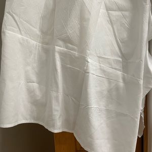 NWOT queen bed dust ruffle, white